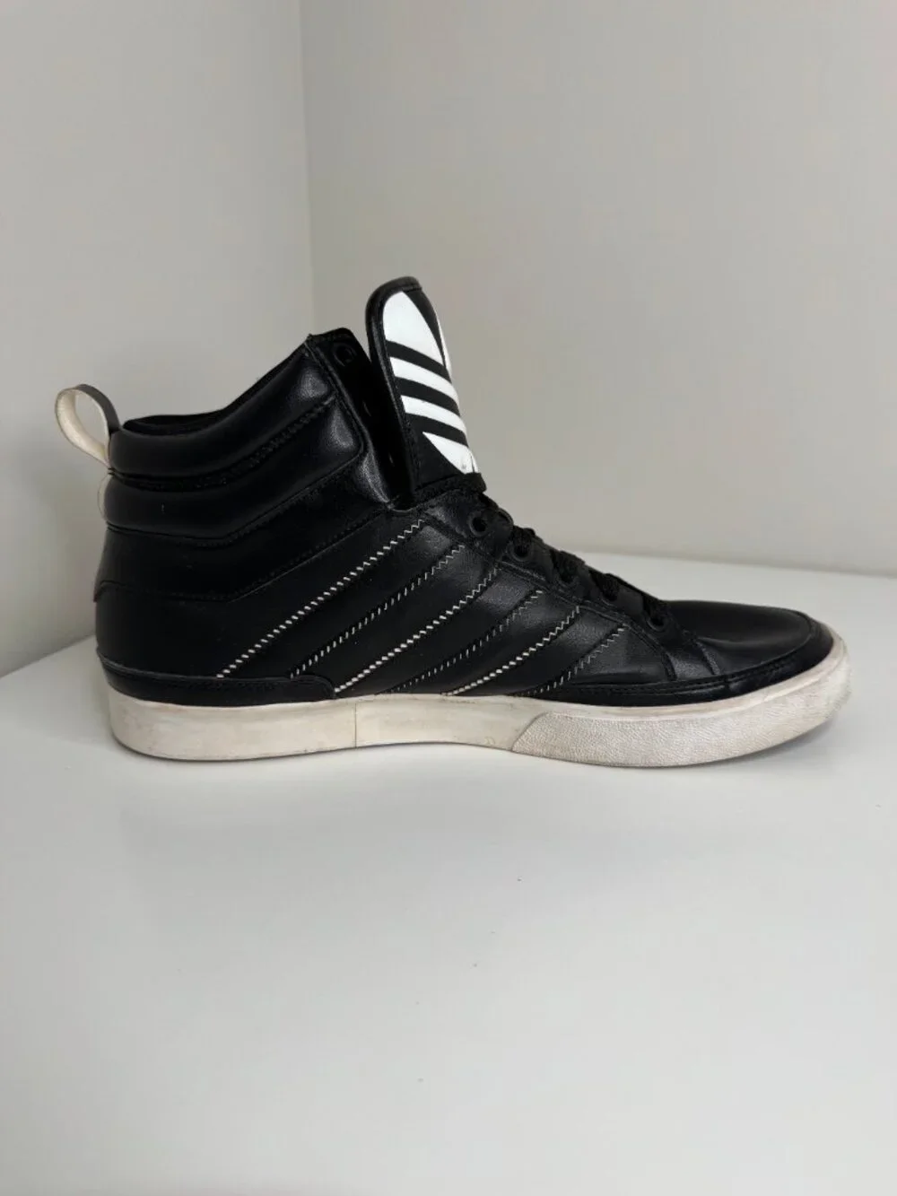 Adidas Originals Black Leather High Top Lace Up Sneakers Mens 10.5 Trefoil Tongu